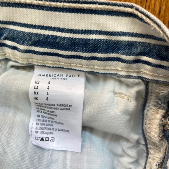 American Eagle - Striped Mom Shorts - Size 4 - Picture 3 of 5